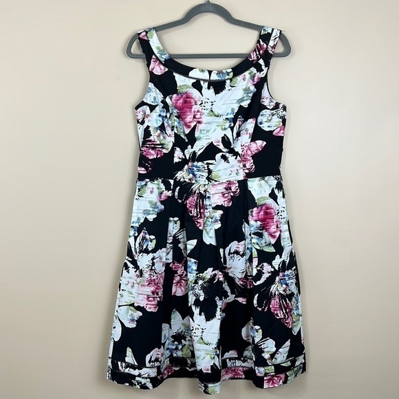 Floral WHBM Dress - Picture 1 of 5
